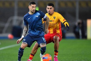 皇冠体育官网-英超赛程吃紧，拉齐奥转会期扳平良机，压力陡增，训练强度明显提升的简单介绍